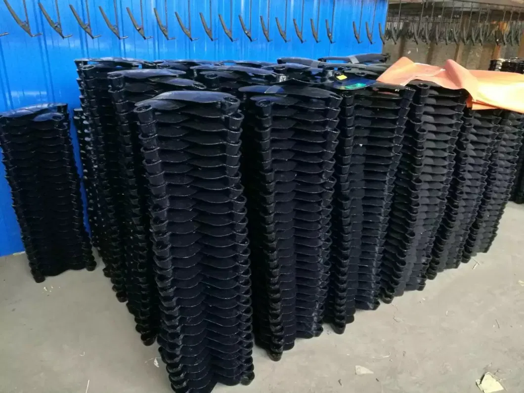 Tangshan Supplier B. Cock Brand Forged Farming Railway Steel H302 Hoe